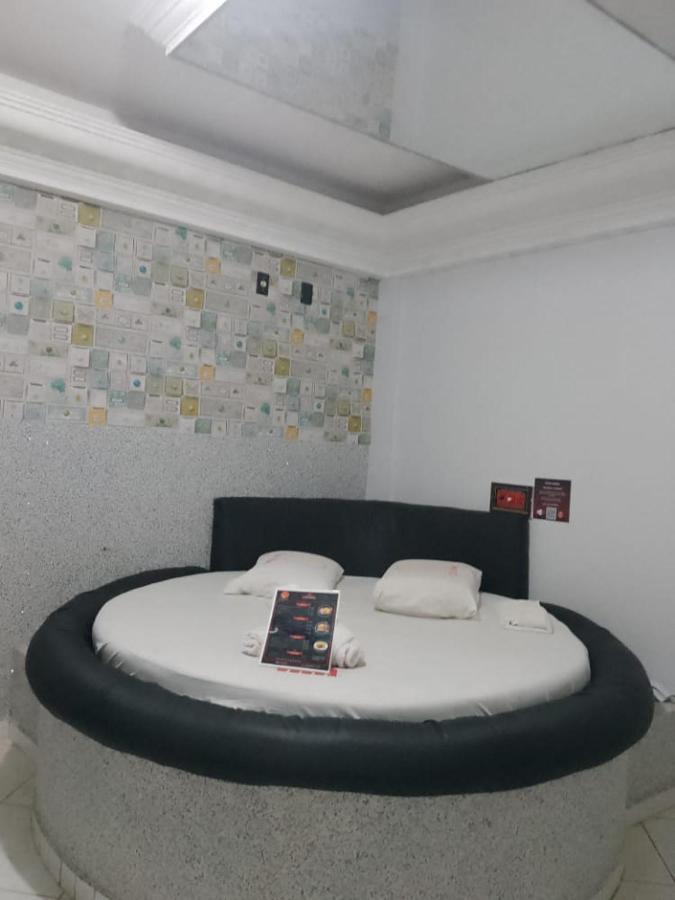Hotel L Motel 1001 Noites - Setor O ブラジリア エクステリア 写真