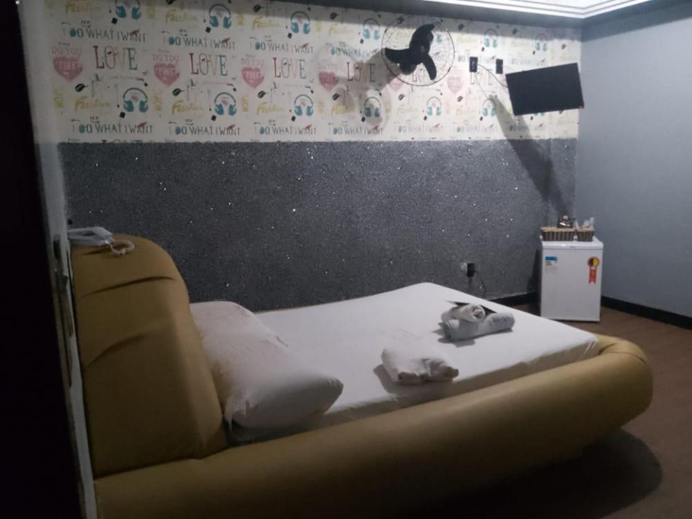 Hotel L Motel 1001 Noites - Setor O ブラジリア エクステリア 写真